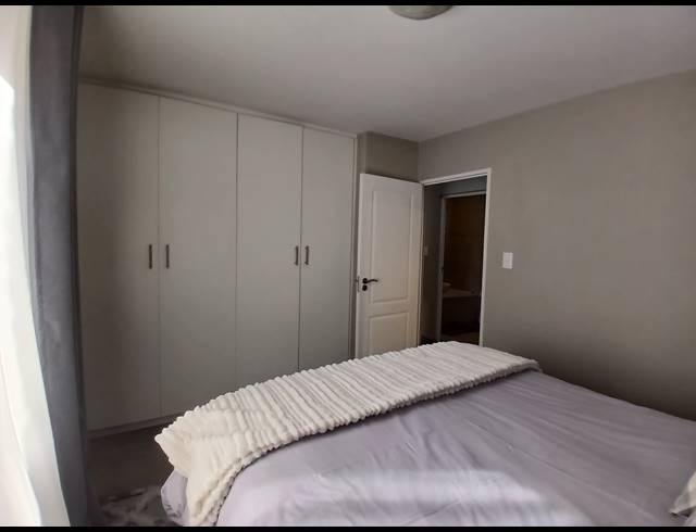 2 BEDROOM TOWNHOUSE FOR SALE IN ALBEMARLE